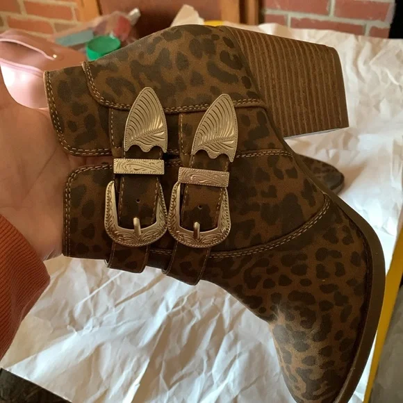 True craft cute booties in excellent condition - Picture 6 of 6